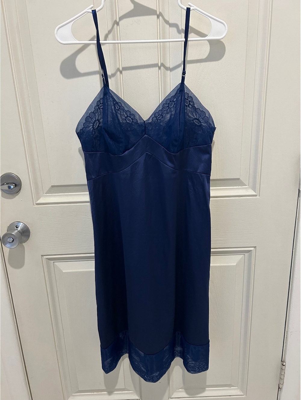 Vintage 70s 80s Navy Blue Nylon Lace Full Slip Nightgown Lingerie Size 36